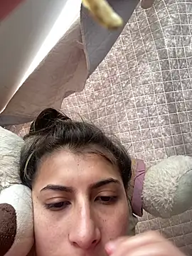 candy_lennon - Candy_Lennon's free webcam - UK Sex Cams