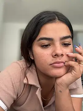 kaily_sweet16 (F teen) - Silence playing at home my mother worked