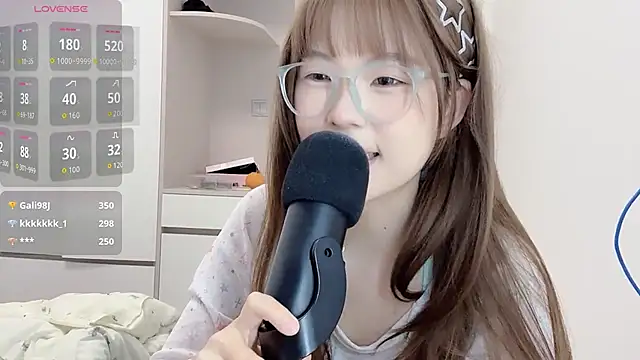 美女Xiaorui-在线直播