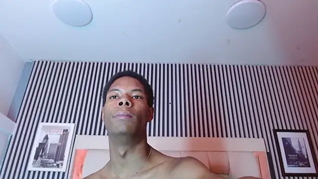 Santiago_Ortiz_ live cam