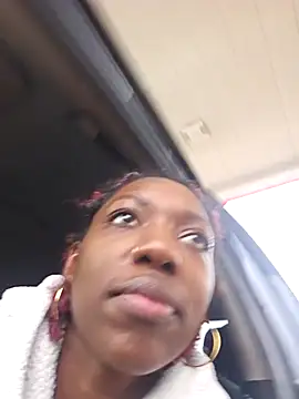 oliviaprettypussy live cam