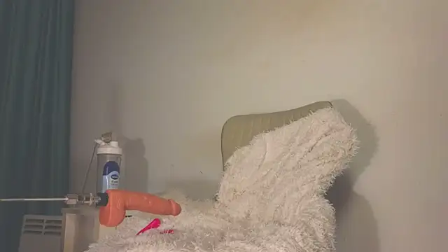 AudreyMell live sex cam