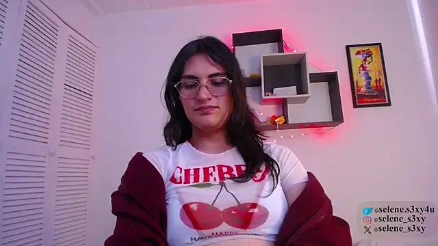 selene_cutie live sex cam