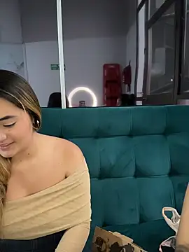 Antonella_Julieta live cam