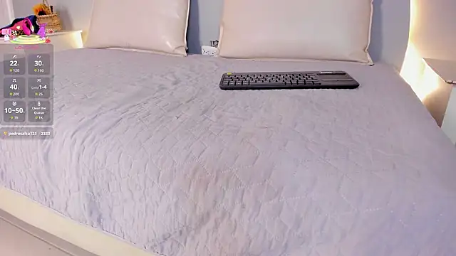 CannelaSmith live cam