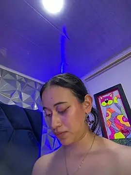 l0lita_emi - L0lita_emi's free webcam - UK Sex Cams