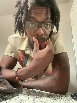 makemestayhard live cam