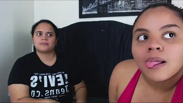 brunnette_hot - Brunnette_hot's free webcam - UK Sex Cams