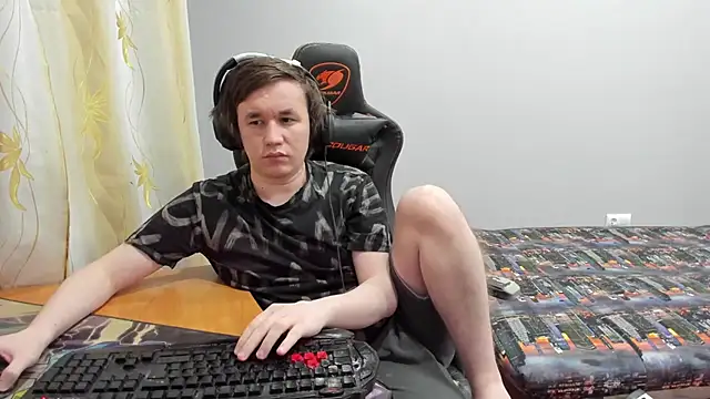 iliaskrislove live sex cam