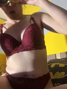 SexyMamiVee live cam