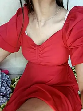 Webcam Model (xpihu)  is live.Free join now!