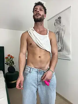 i_amalessandro (M young) - Complet naked (dezbracat )