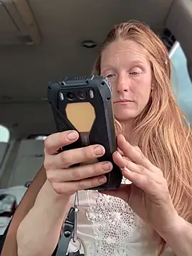 GoldenFlameGoddess live cam