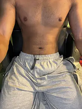 urfuckbunny (M young) - Jerking with condom🍌