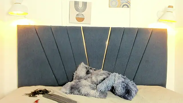 esteban_cum18 live cam