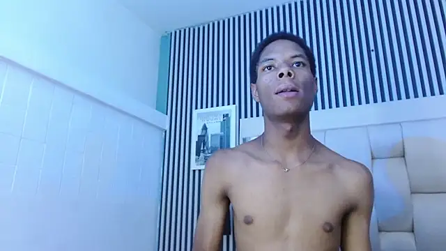 santiago_ortiz_ - Santiago_Ortiz_'s free webcam - UK Sex Cams