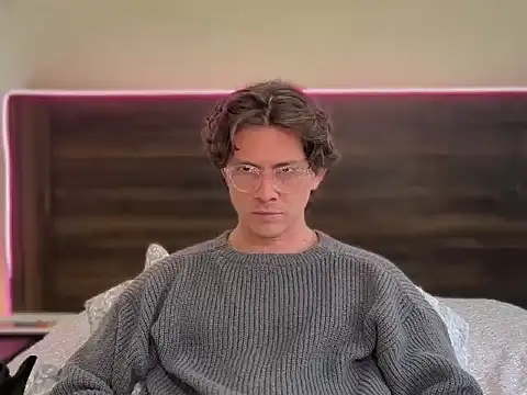 mcklister_kinky_feets live cam