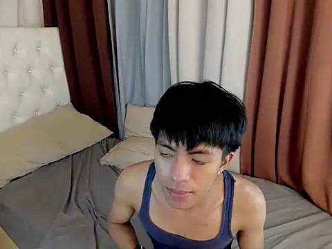 davincihugecock live sex cam