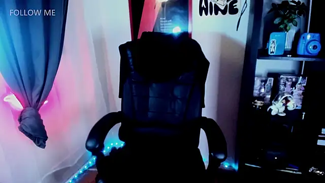 mistressannskywalker (F young) - tits