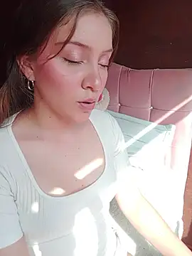 mimisoftie (F teen) - Fingering pussy 💗