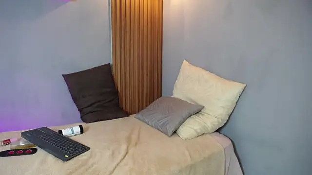 lunita125 (F teen) - MASTURBATION