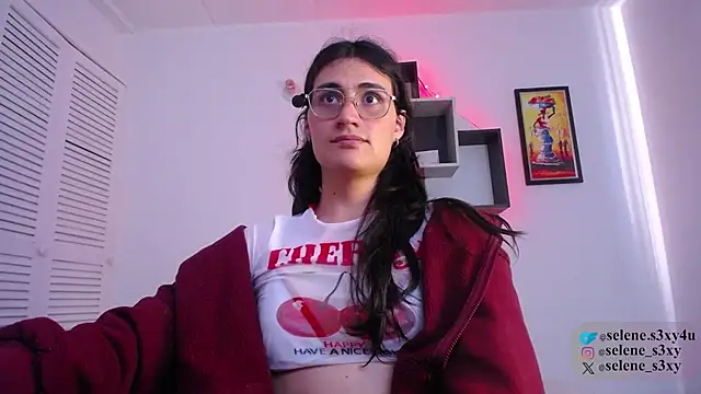 selene_cutie (T young) - Make the new girl happy ✨🌻