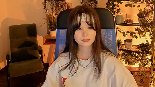 elainebeness - Elainebeness's free webcam - UK Sex Cams