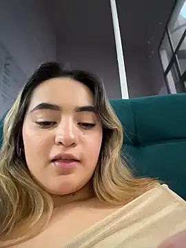 Antonella_Julieta live cam