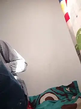 julexsw (M young) - Cum outdoors 🍆💦