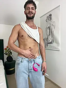 i_amalessandro (M young) - Complet naked (dezbracat )