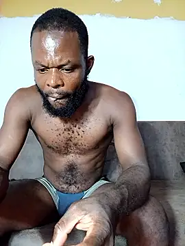 bigblackbangerkay (Ask my age) - Show me love,  let's have more fun