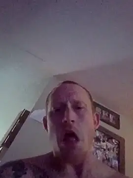 lovemcurvy69 - Lovemcurvy69's free webcam - UK Sex Cams