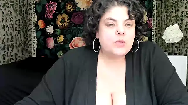 Exxxotic_Melons live sex cam