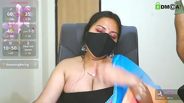 sassywildcouple (G young) - SUCK MY BIG BOOBS IN LIVE!