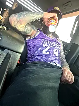 Beardedtattood live cam