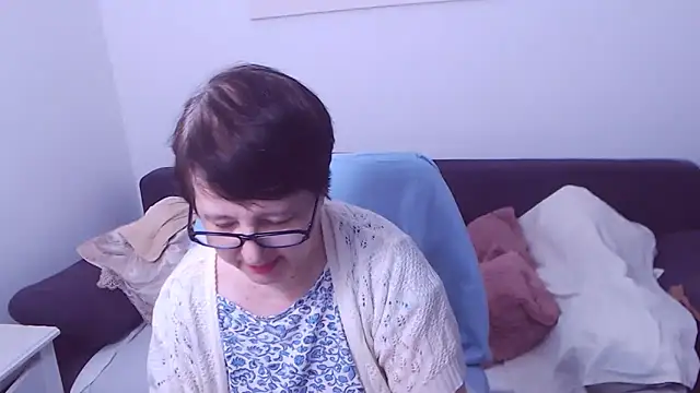 ChristaRose's Stripchat show and profile