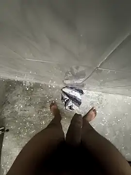 mommylover5 (M young) - Susu in live