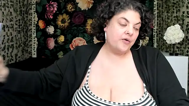 exxxotic_melons - Exxxotic_Melons's free webcam - UK Sex Cams