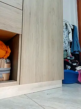 kharoll (F young) - cum + squirt 🥺use tip menu