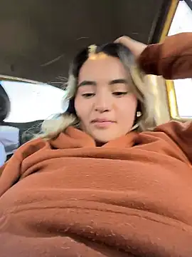 Antonella_Julieta live cam