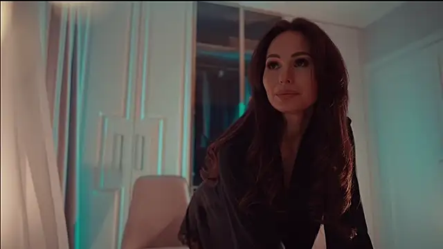 MilaDYstarlight's Stripchat show and profile