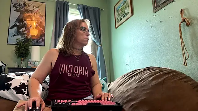 MirandaFlowers live cam