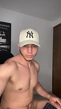 max_valiant1 - Max_valiant1's free webcam - UK Sex Cams