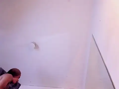 lanna_big33 (T teen) - hard as a rock