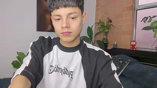 Andy_Belier23's live cam