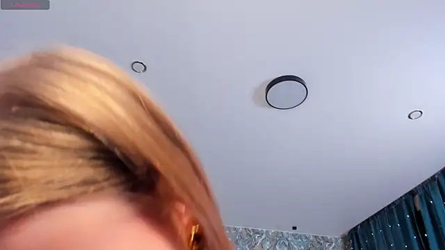 OdellaFrake live cam