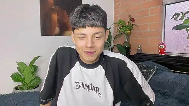 Andy_Belier23's live cam