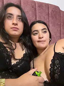 Antonella_Julieta webcam