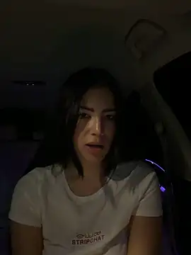 ClaireBree's live cam