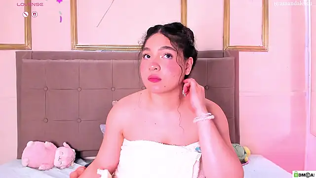 amandalee01 (F teen) - 🔎Show ass hole and pussy close up